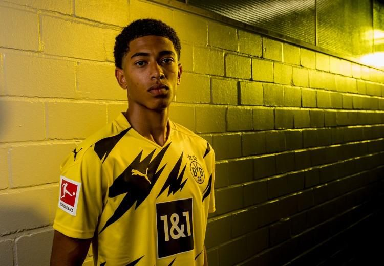 第12分钟 ｜ 图拉姆与戴维配合后于禁区线起脚：穆里奇再次做出扑救 ⚪️⚫️ #萨索洛vs尤文 [0-0] 来源：尤文官方推特