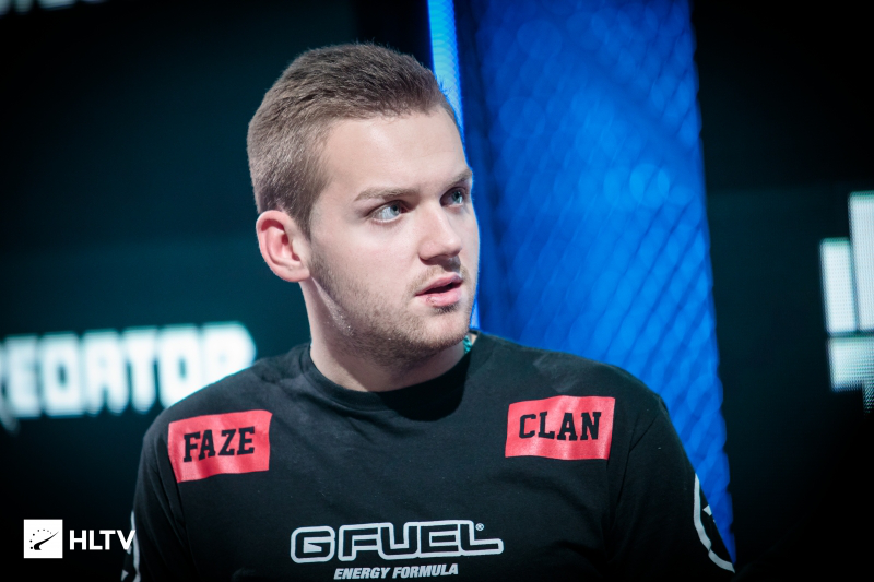 德扑里的“决策疲劳”：连赢之后反而更危险（德州扑克的“决策疲劳”：连胜背后的隐患）